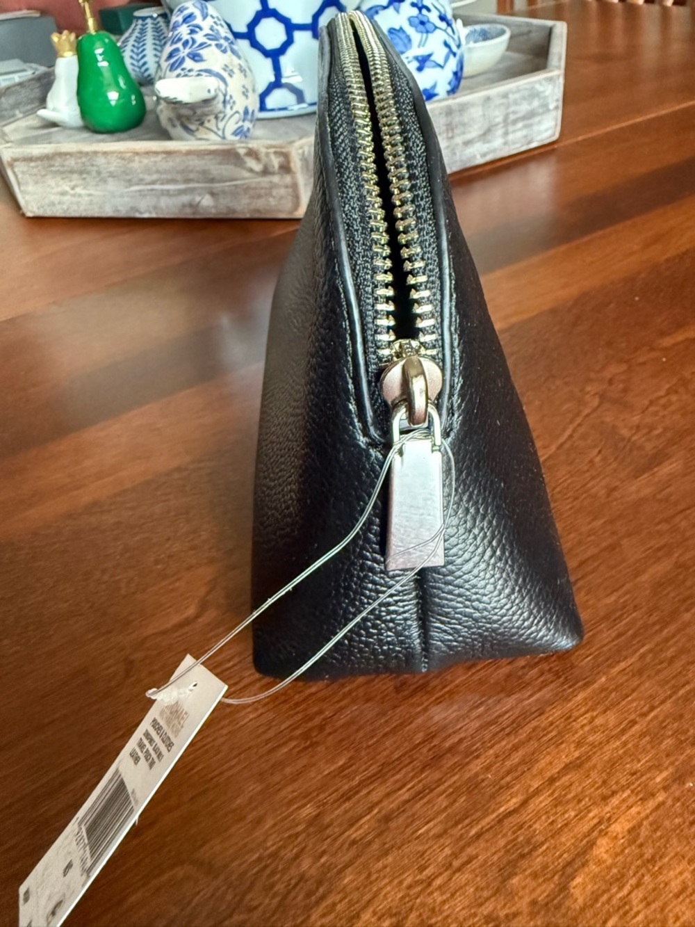 NEW Michael Kors Zippered Leather Pouch in Black with Silver Zipper - Picture 12 of 15